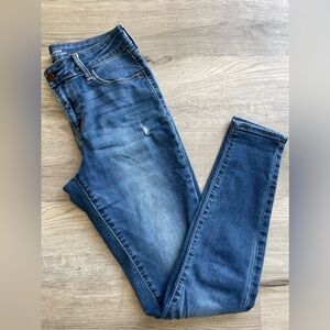 4/$25 | Old Navy | Rockstar Mid Rise Distressed Skinny Jeans for Women | Size 2